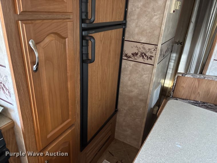 image for item EN5934 2007 Sprinter camper