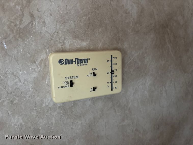 image for item EN5934 2007 Sprinter camper