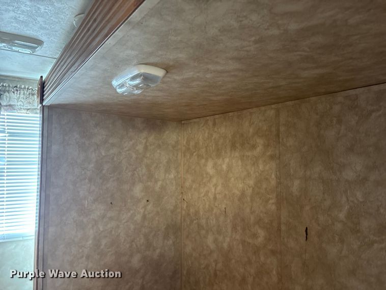 image for item EN5934 2007 Sprinter camper