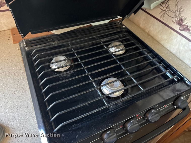 image for item EN5934 2007 Sprinter camper