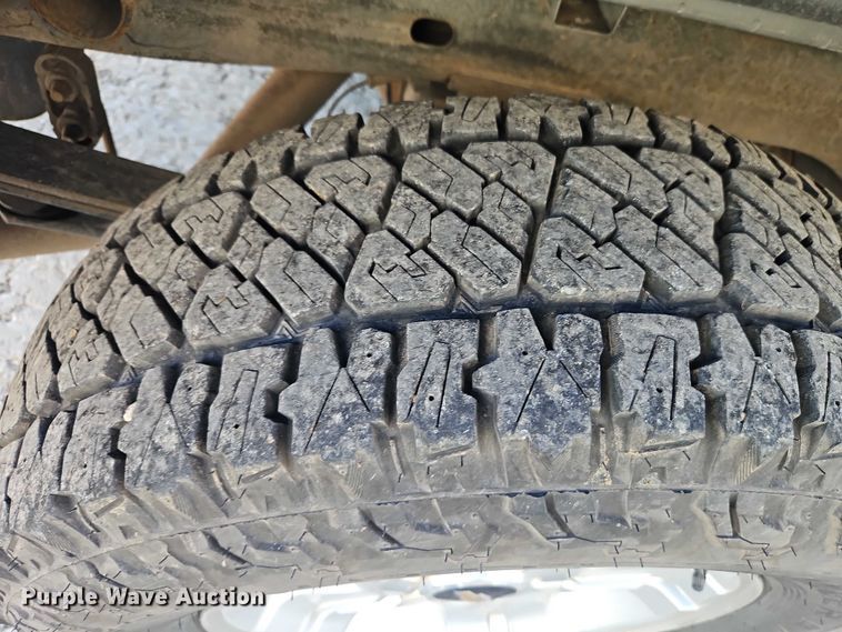 image for item EO4910 2007 Chevrolet Silverado 1500 Crew Cab pickup truck