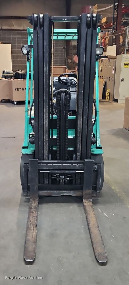 image for item EO4911 Mitsubishi FGC25 forklift