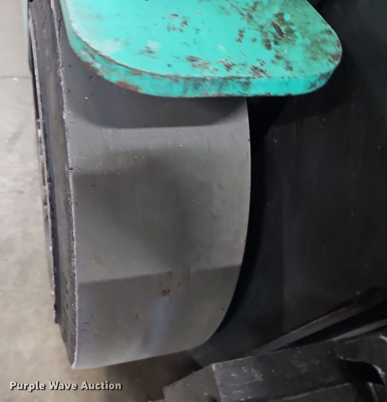 image for item EO4911 Mitsubishi FGC25 forklift