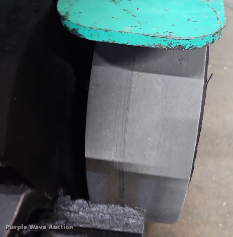 image for item EO4911 Mitsubishi FGC25 forklift