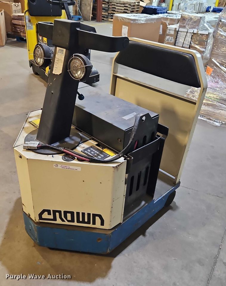 image for item EO4912 (18) tugger pallet wagons