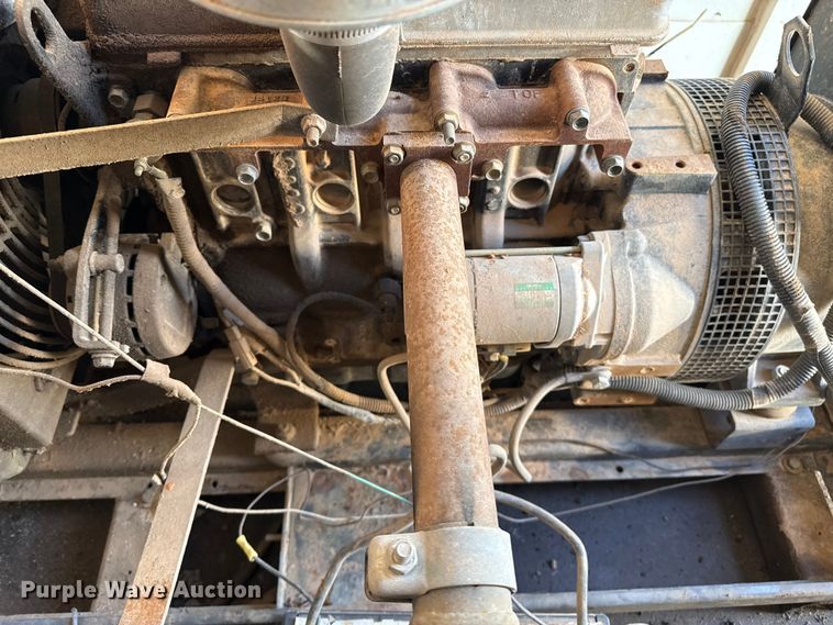 image for item EP2673 2003 CM enclosed cargo trailer