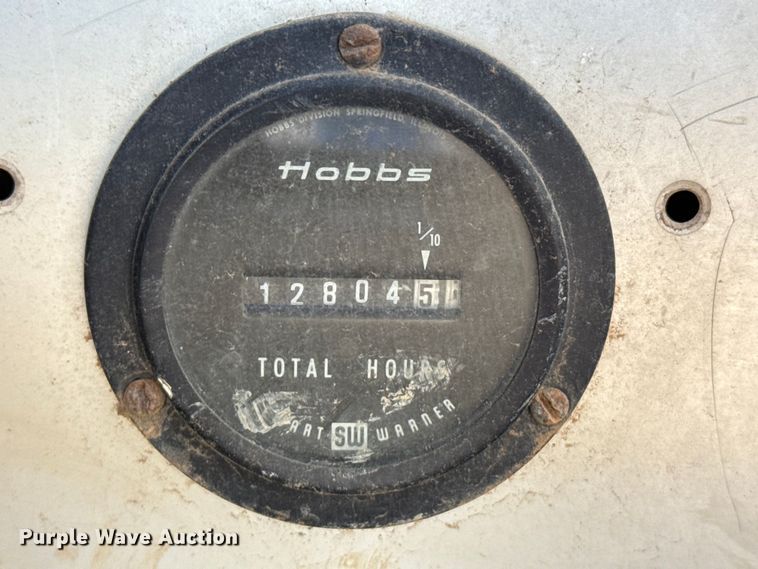 image for item EP2673 2003 CM enclosed cargo trailer