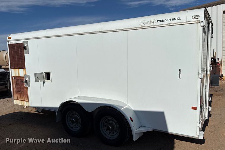 image for item EP2674 2003 S&H enclosed cargo trailer