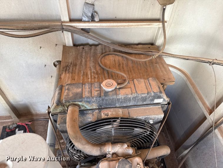 image for item EP2674 2003 S&H enclosed cargo trailer