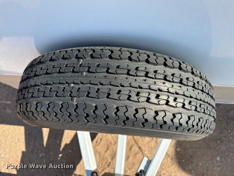 image for item EP2674 2003 S&H enclosed cargo trailer