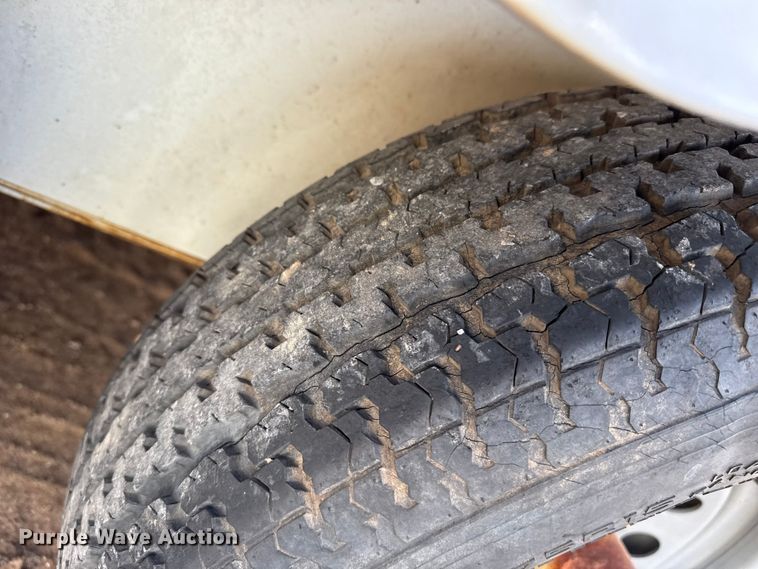 image for item EP2674 2003 S&H enclosed cargo trailer