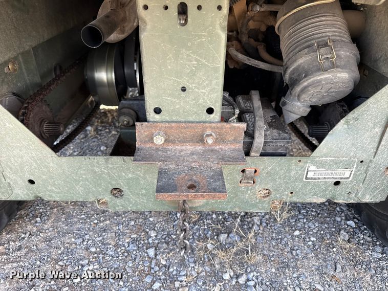 image for item EP2676 2000 John Deere Trail Gator utility vehicle