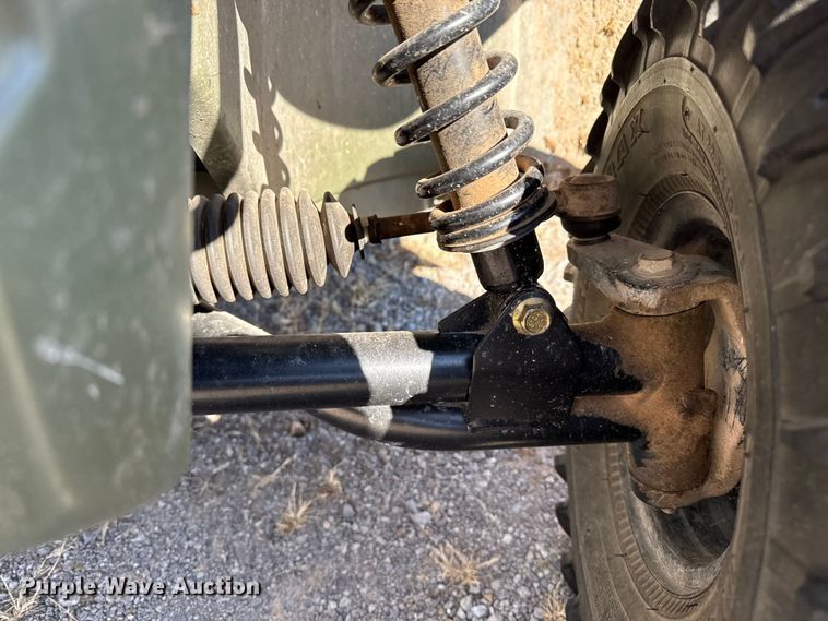 image for item EP2676 2000 John Deere Trail Gator utility vehicle