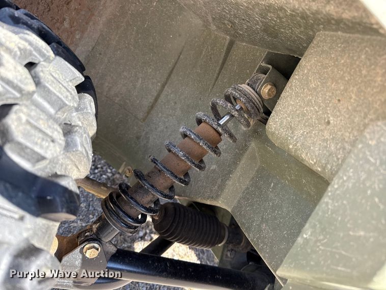 image for item EP2676 2000 John Deere Trail Gator utility vehicle