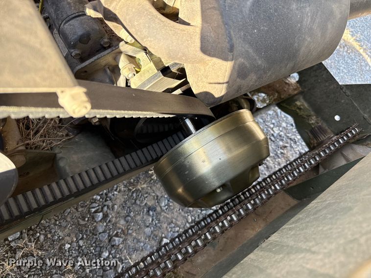 image for item EP2676 2000 John Deere Trail Gator utility vehicle