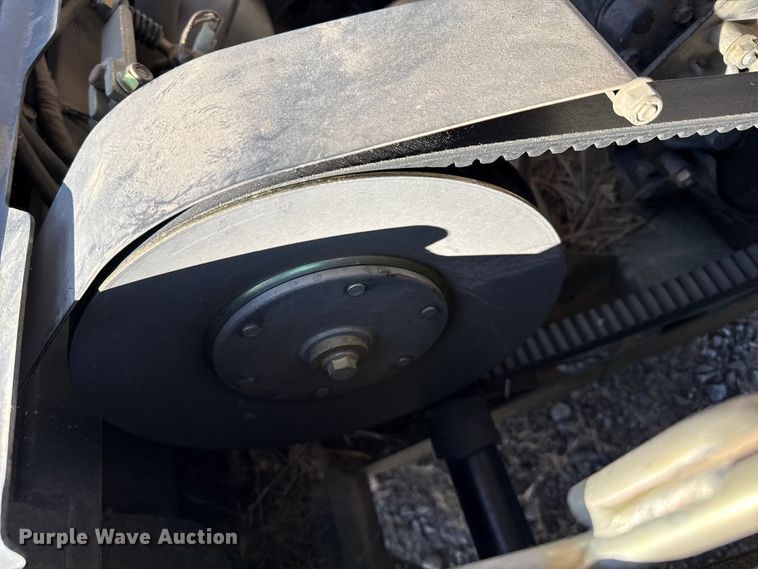 image for item EP2676 2000 John Deere Trail Gator utility vehicle