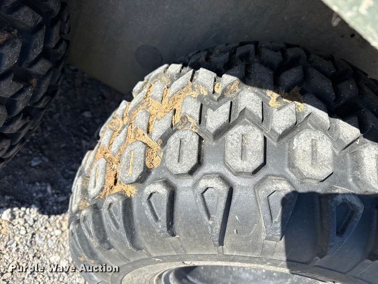 image for item EP2676 2000 John Deere Trail Gator utility vehicle