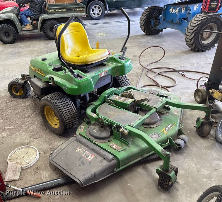 image for item EP2679 John Deere ZTrak F680 ZTR lawn mower
