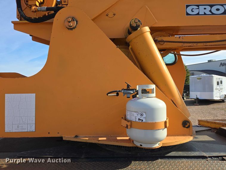 image for item ES2558 1972 Grove TMS100 crane