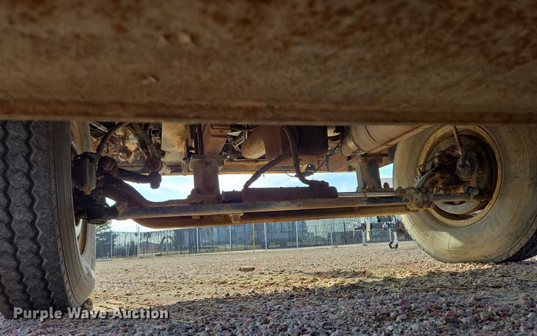 image for item ES2558 1972 Grove TMS100 crane