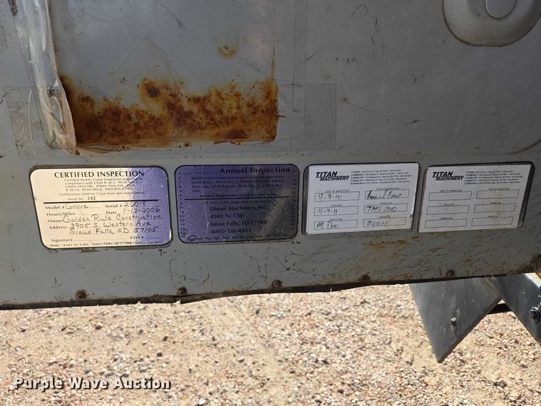 image for item ES2558 1972 Grove TMS100 crane