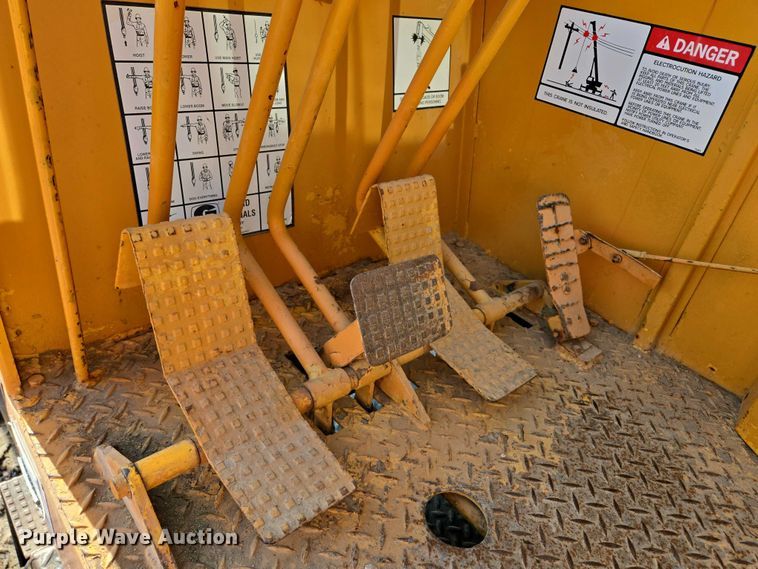 image for item ES2558 1972 Grove TMS100 crane