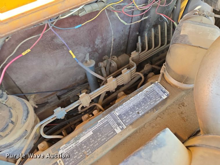 image for item ES2558 1972 Grove TMS100 crane