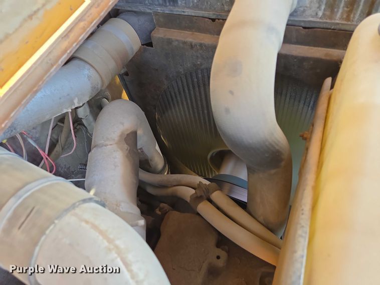 image for item ES2558 1972 Grove TMS100 crane