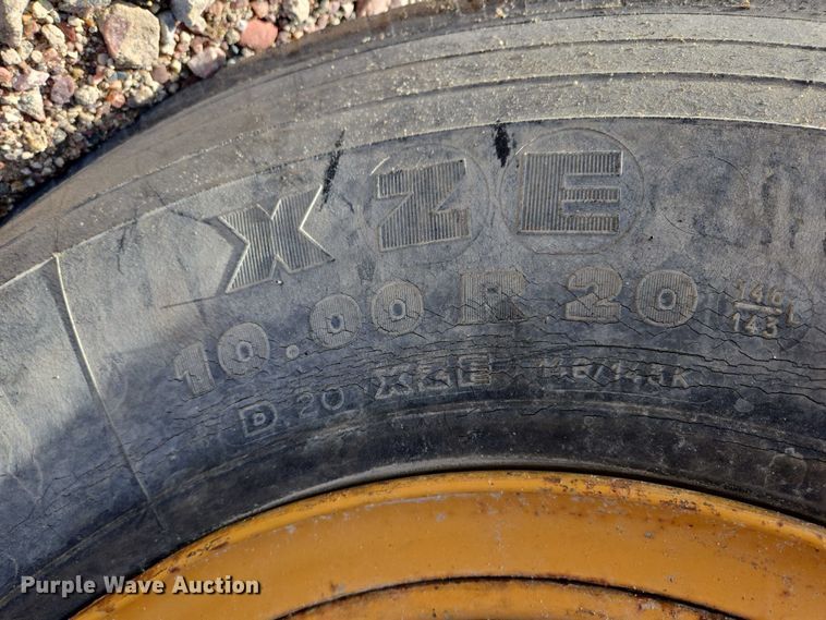 image for item ES2558 1972 Grove TMS100 crane