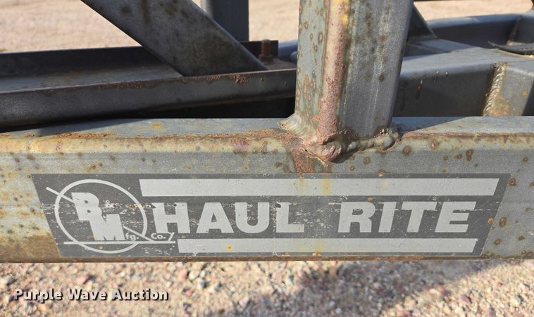image for item ES2559 1997 B&M Haul Rite boat trailer