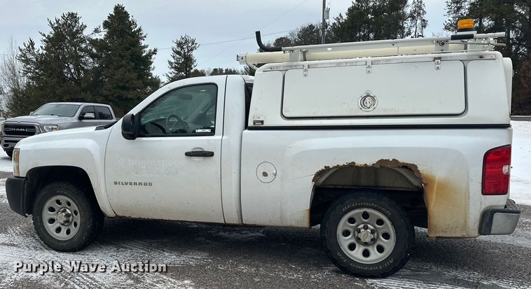 image for item ES2592 2012 Chevrolet Silverado 1500 pickup truck