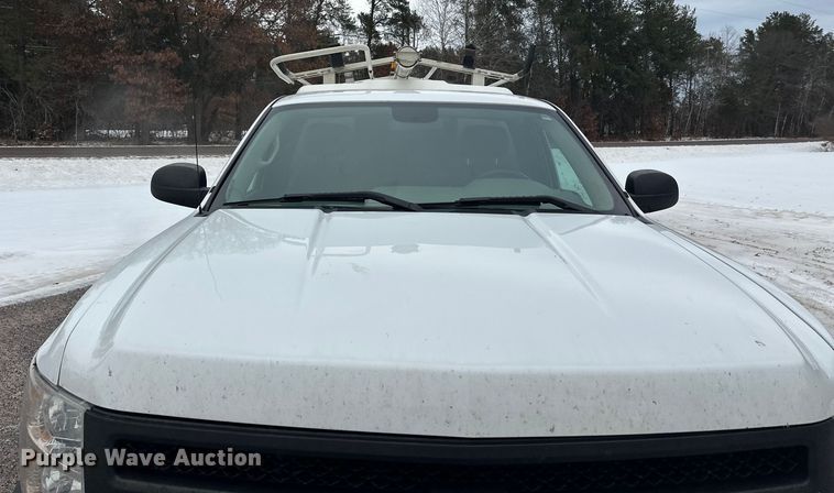 image for item ES2592 2012 Chevrolet Silverado 1500 pickup truck