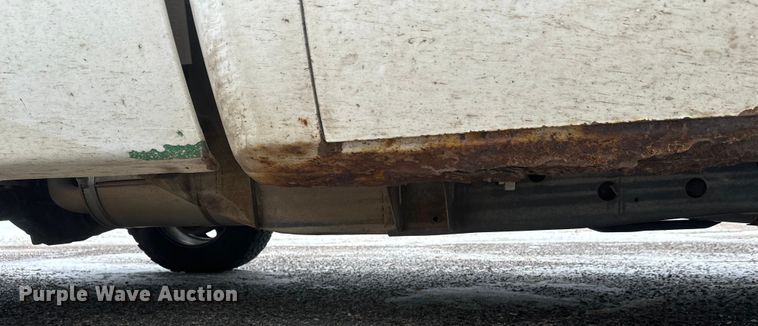 image for item ES2592 2012 Chevrolet Silverado 1500 pickup truck