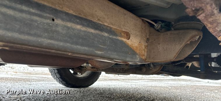 image for item ES2592 2012 Chevrolet Silverado 1500 pickup truck