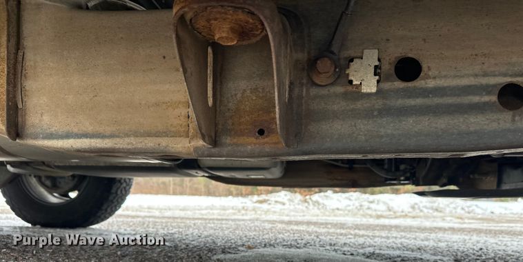 image for item ES2592 2012 Chevrolet Silverado 1500 pickup truck