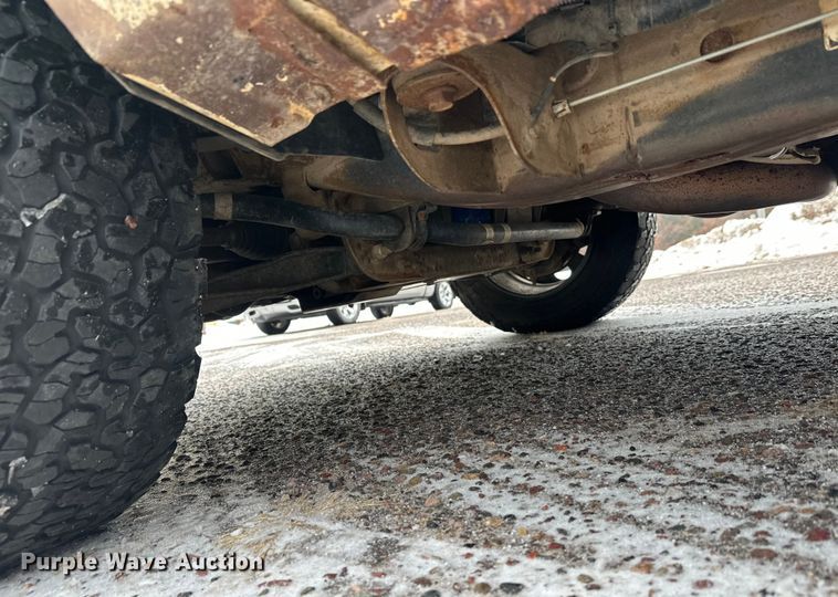 image for item ES2592 2012 Chevrolet Silverado 1500 pickup truck