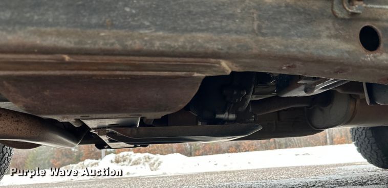 image for item ES2592 2012 Chevrolet Silverado 1500 pickup truck