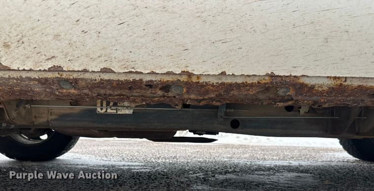 image for item ES2592 2012 Chevrolet Silverado 1500 pickup truck