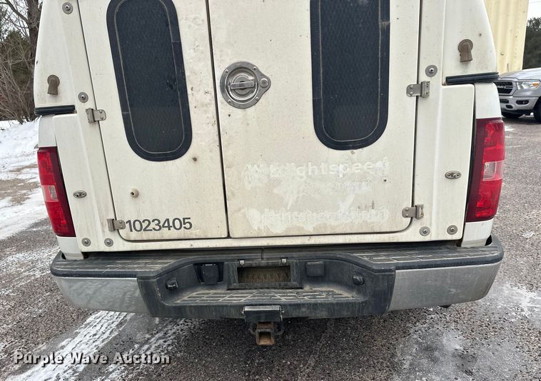 image for item ES2592 2012 Chevrolet Silverado 1500 pickup truck