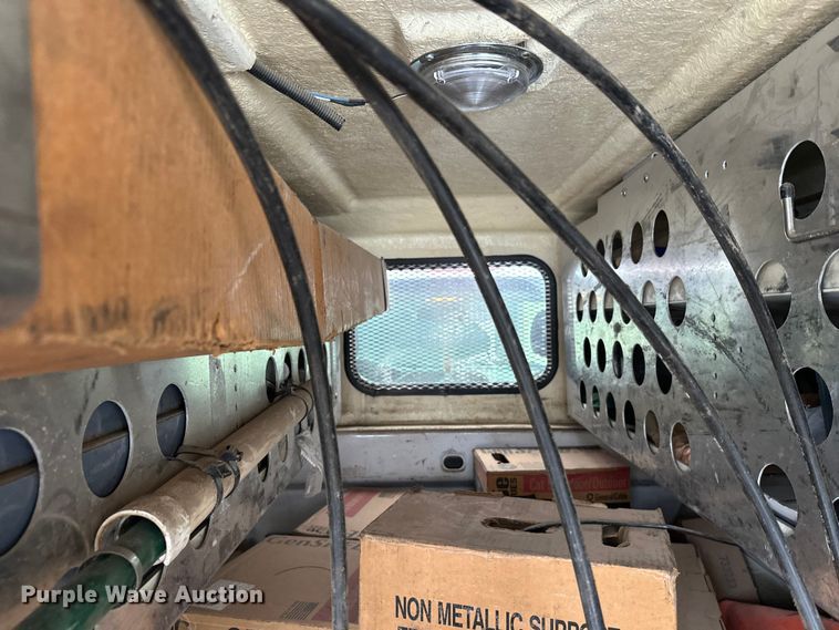 image for item ES2592 2012 Chevrolet Silverado 1500 pickup truck