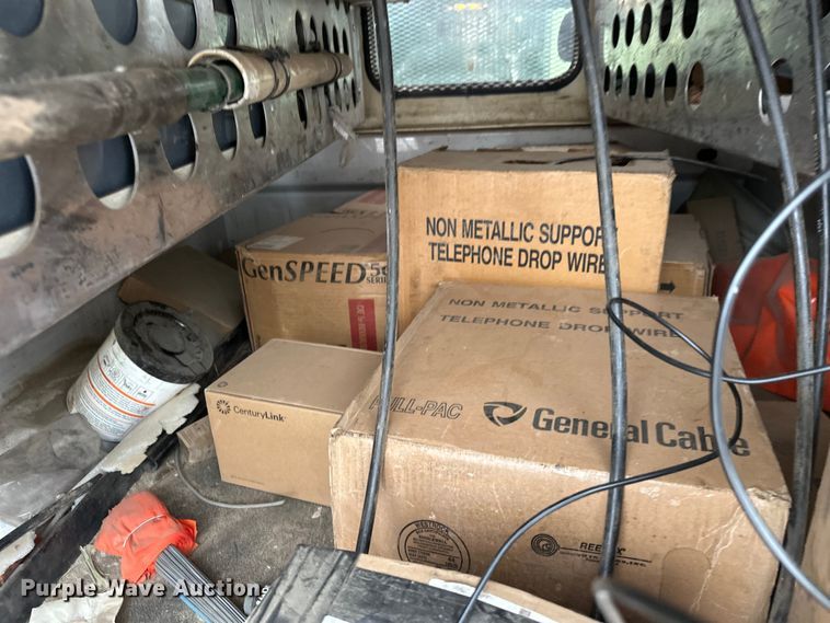 image for item ES2592 2012 Chevrolet Silverado 1500 pickup truck