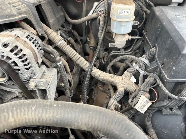 image for item ES2592 2012 Chevrolet Silverado 1500 pickup truck