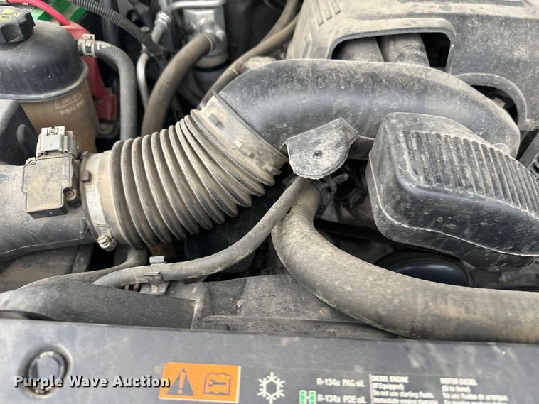 image for item ES2592 2012 Chevrolet Silverado 1500 pickup truck