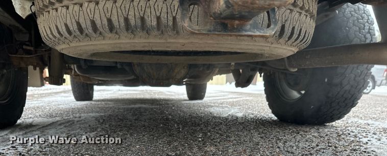 image for item ES2592 2012 Chevrolet Silverado 1500 pickup truck