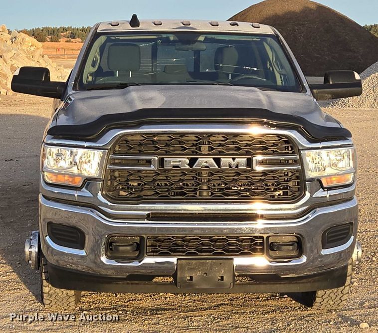 image for item ES2659 2020 RAM 3500HD Crew Cab pickup truck