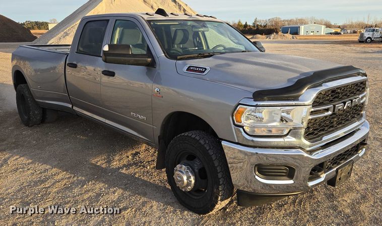 image for item ES2659 2020 RAM 3500HD Crew Cab pickup truck