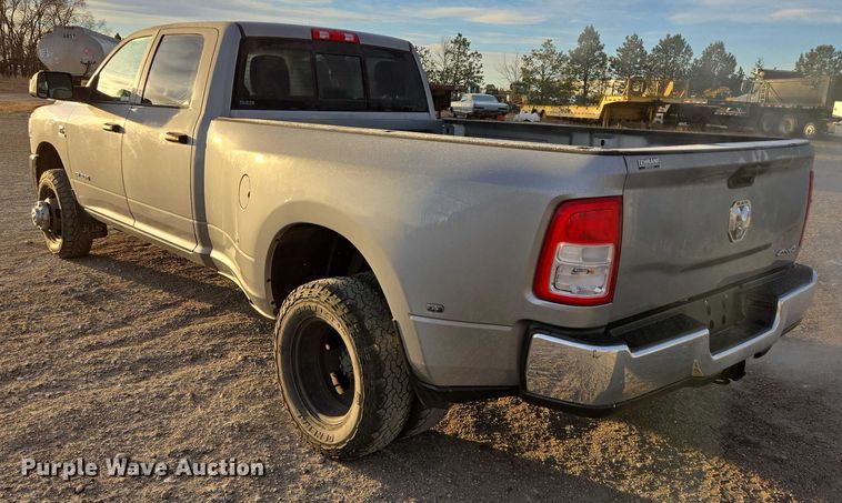 image for item ES2659 2020 RAM 3500HD Crew Cab pickup truck