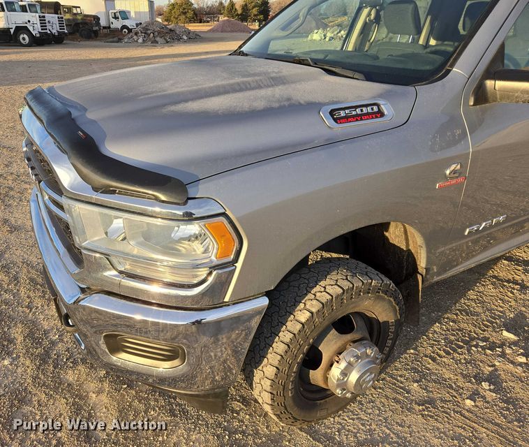 image for item ES2659 2020 RAM 3500HD Crew Cab pickup truck