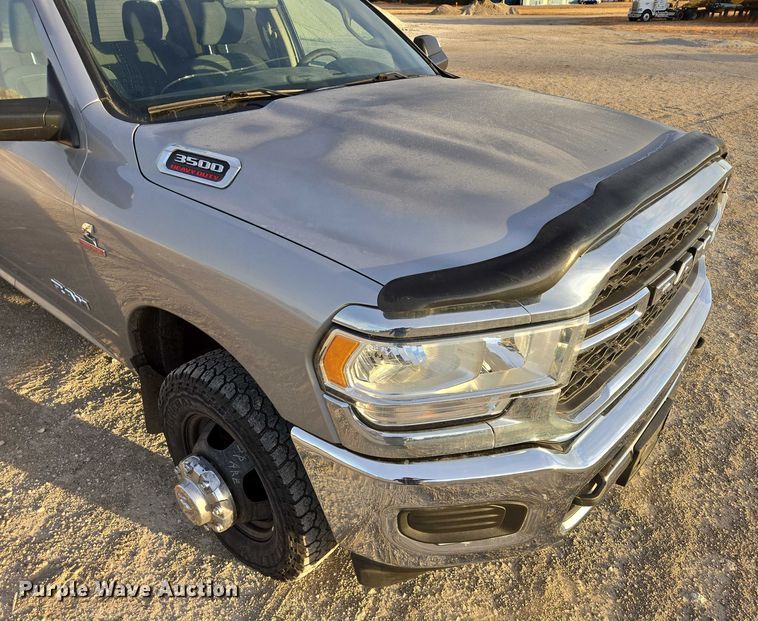 image for item ES2659 2020 RAM 3500HD Crew Cab pickup truck