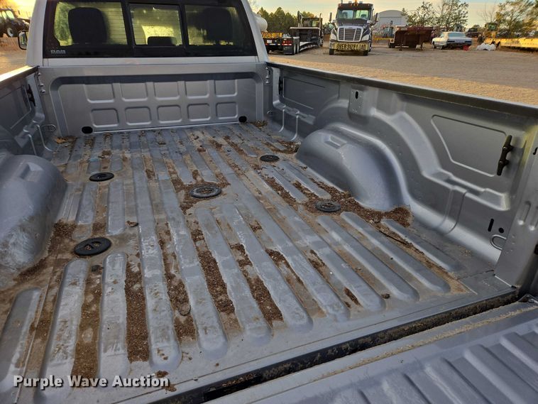 image for item ES2659 2020 RAM 3500HD Crew Cab pickup truck